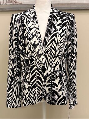 NWT Roz & Ali Black and White Leaf-Print Blazer size 6